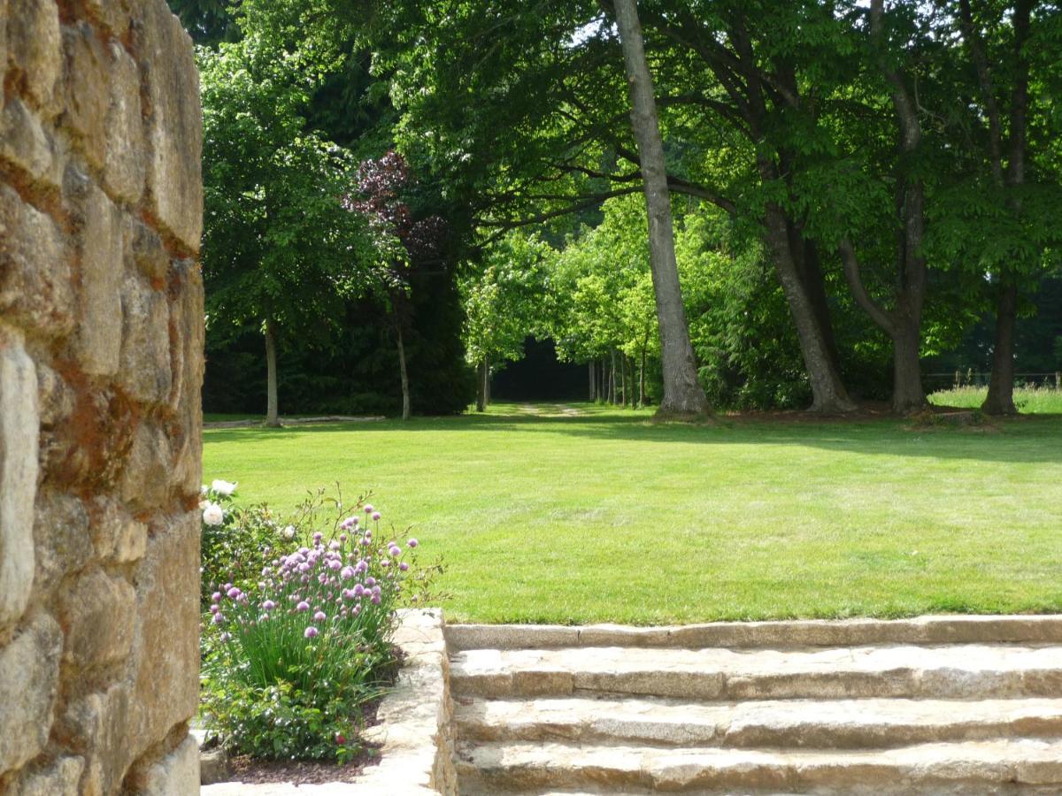 Hotel Le Domaine De La Ferriere Buléon Exterior foto